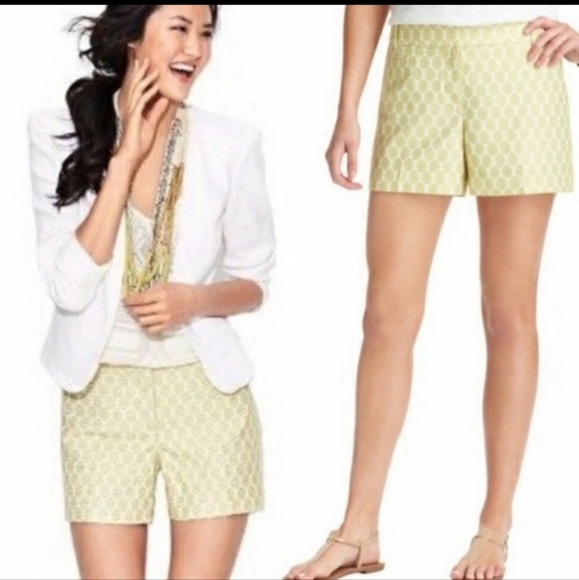 LOFT Short Green white Textured Polka Dots, size 10. - Picture 10 of 10